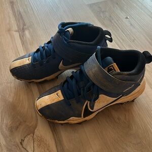 Nike trout blue youth baseball cleats